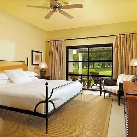 Olhos De Agua Sleeps 4 Apartment *